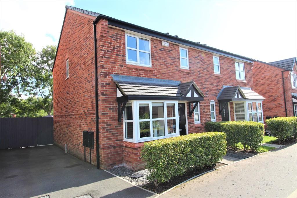 3 bedroom semidetached house for sale in Innes Close, Rochdale, OL12