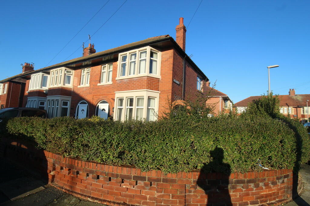 3 Bedroom End Of Terrace House For Sale In 97 Faringdon Avenue, FY4