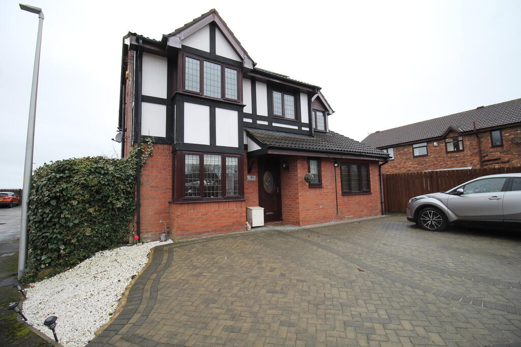 Main image of property: 41 Oakwood Close