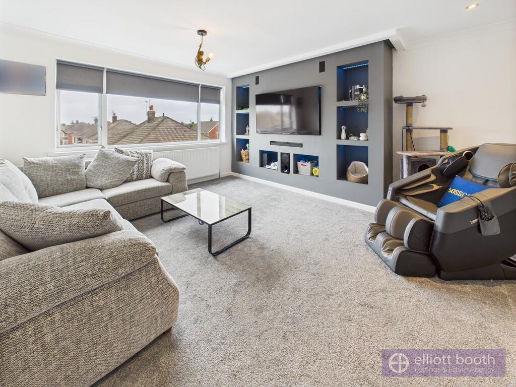 Main image of property: 15 Dales Court