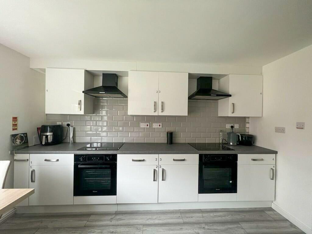 Main image of property: Denison court NG7 - 6-Bed house (3 rooms left)