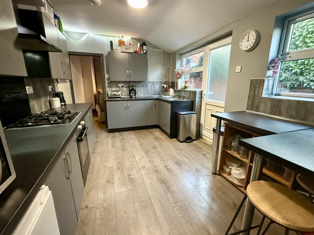 Main image of property: West End // Spacious 5 Bed & 2 Bath // SEPT 2026