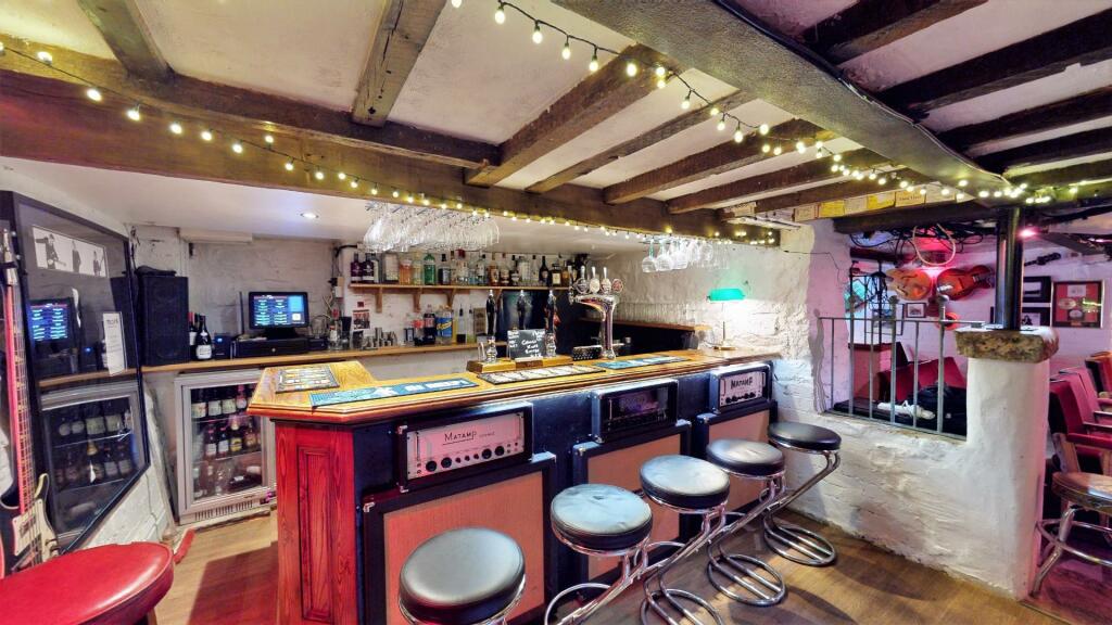 Additional property image - McCullough's Music Tavern & Burnulfsuuic Restaurant. Barnoldswick