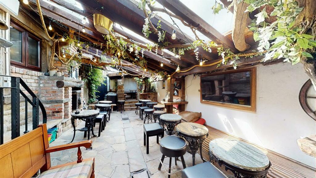 Additional property image - McCullough's Music Tavern & Burnulfsuuic Restaurant. Barnoldswick