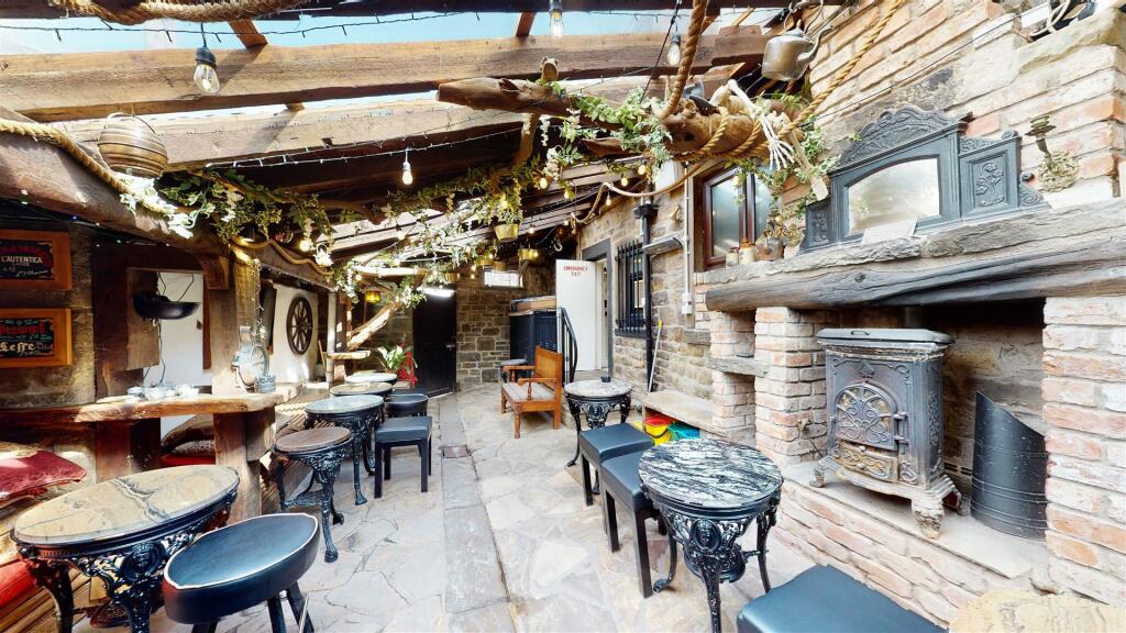 Additional property image - McCullough's Music Tavern & Burnulfsuuic Restaurant. Barnoldswick