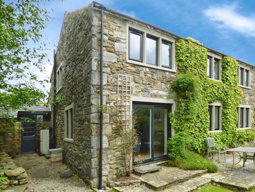 Additional property image - Lower Croft, Stainforth, Settle