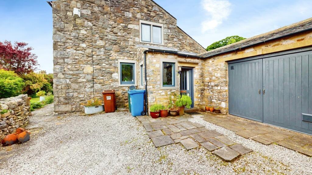 Additional property image - Lower Croft, Stainforth, Settle