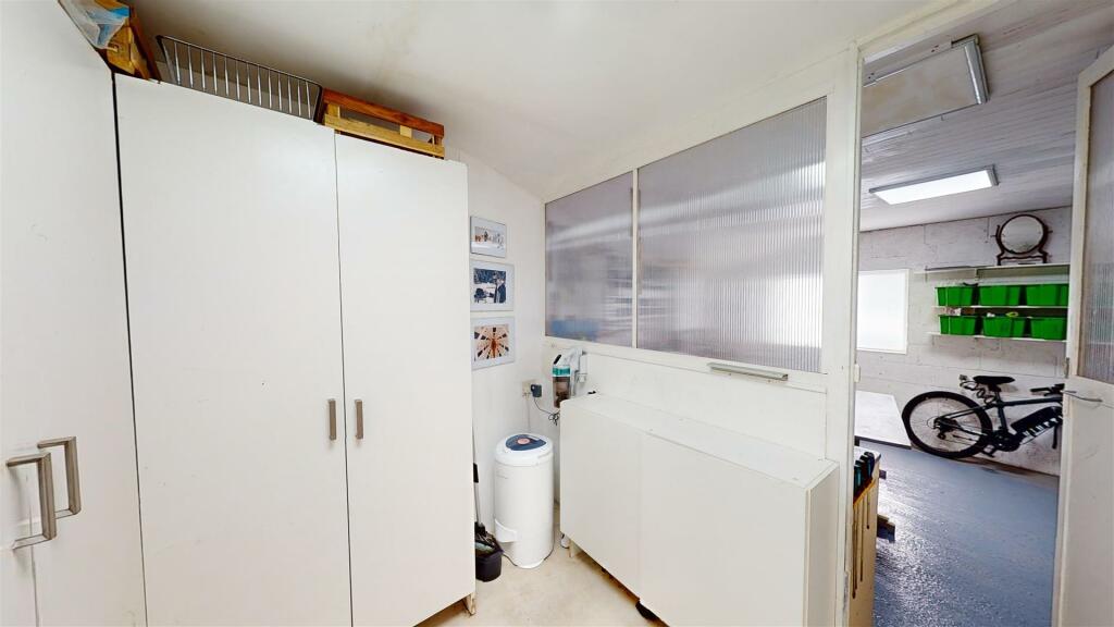 Additional property image - Lower Croft, Stainforth, Settle