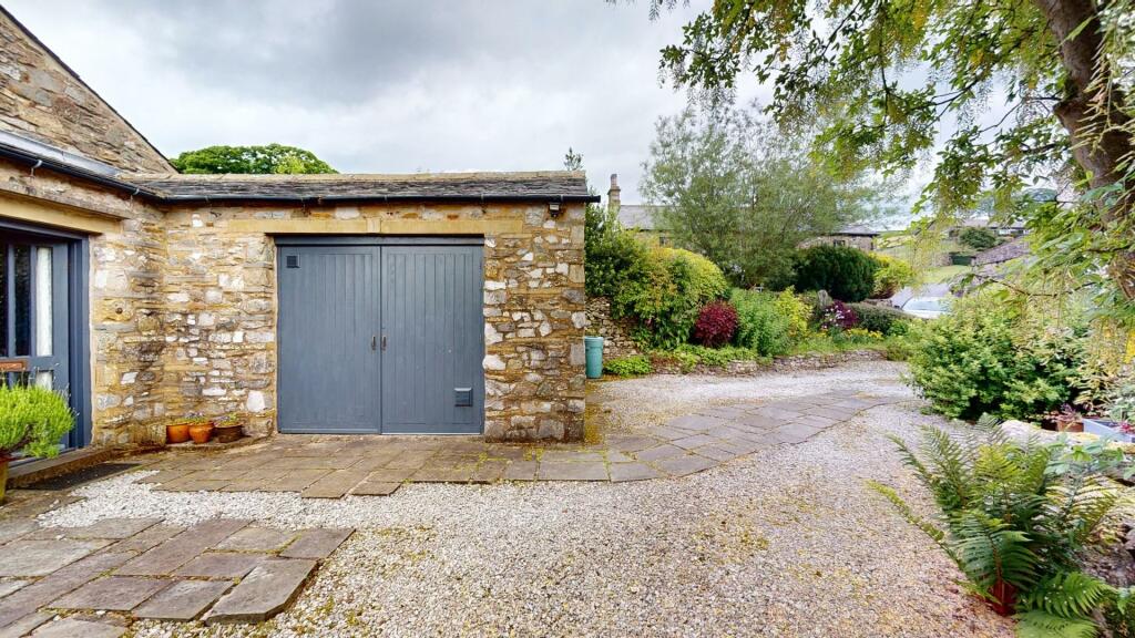 Additional property image - Lower Croft, Stainforth, Settle