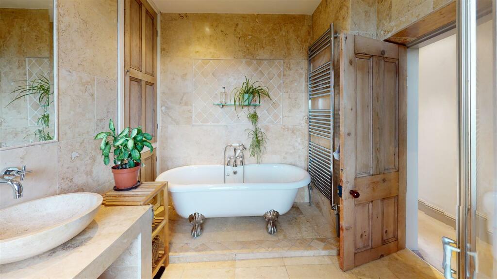 Additional property image - Gill Top House, Cowling