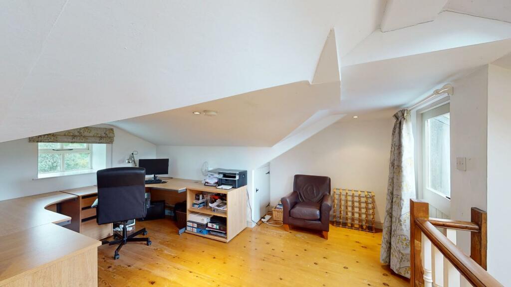 Additional property image - Gill Top House, Cowling