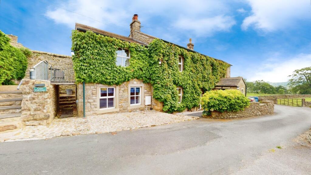 Main image of property: Tranmere Cottage & Carn Cottage, Hoyle Hill, Long Preston, Skipton