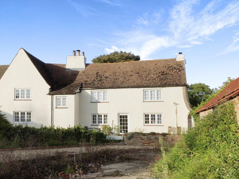 3 bedroom character property for rent in Goodwick Drive, Honeydon