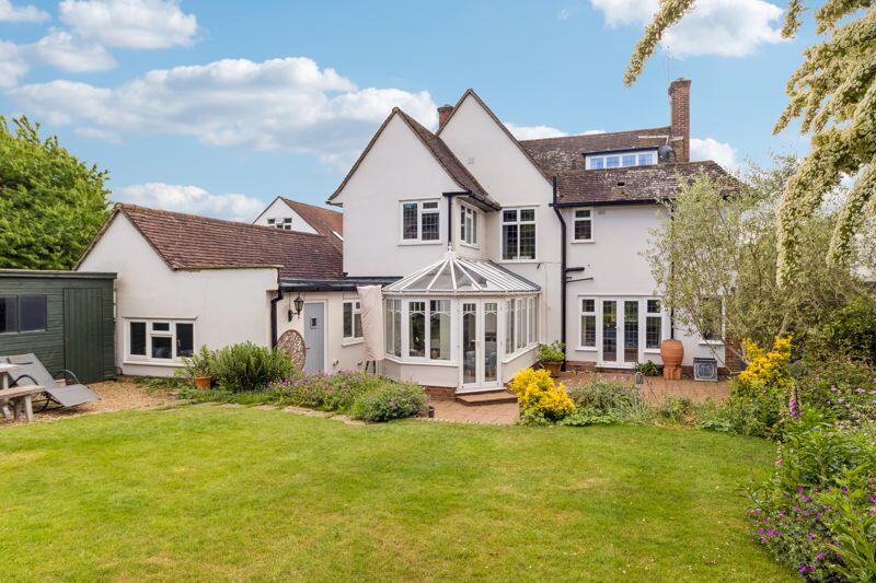 Main image of property: Cherry Tree Road, Farnham Royal