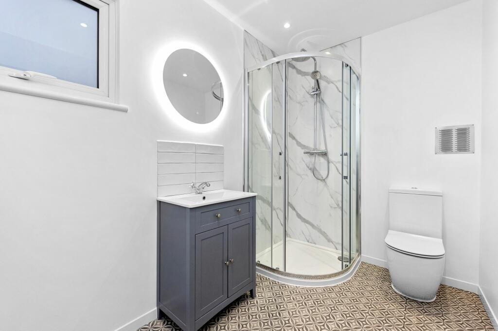 Additional property image - Bramble Rise, Brighton, BN1