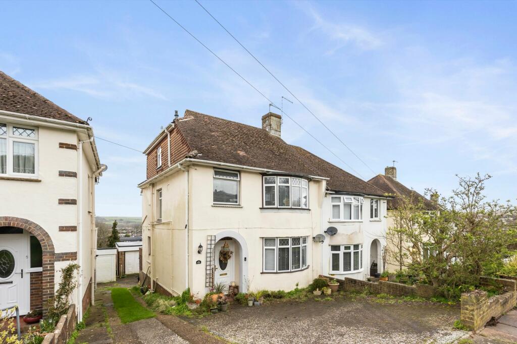 4 bedroom semi-detached house for sale in Greenfield Crescent, Brighton, BN1