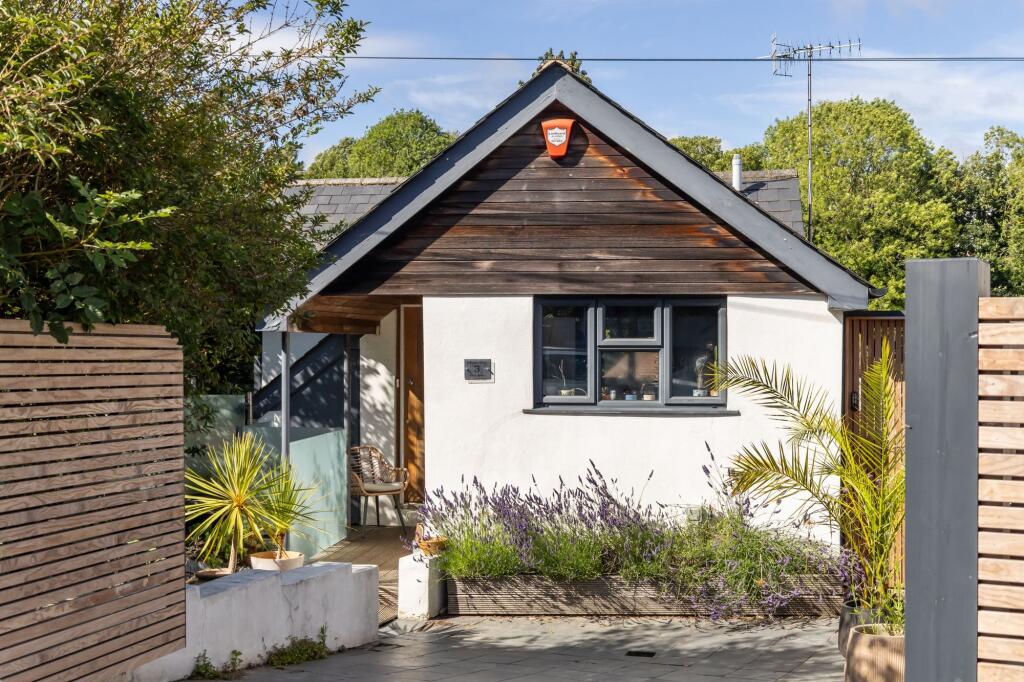 Main image of property: Hillside Way, Withdean, BN1