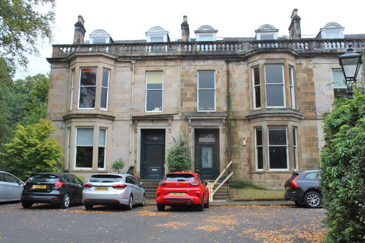 Main image of property: 11 Kirklee Circus, Kirklee, Glasgow G12 0TW