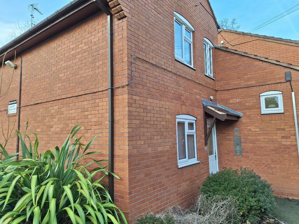 Main image of property: Laneside Close, Doncaster, South Yorkshire, DN4
