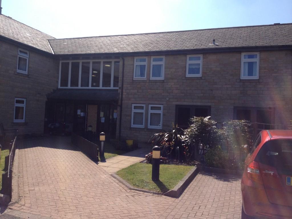 1 bedroom ground floor flat for rent in Asquith Court, Sandhall Green