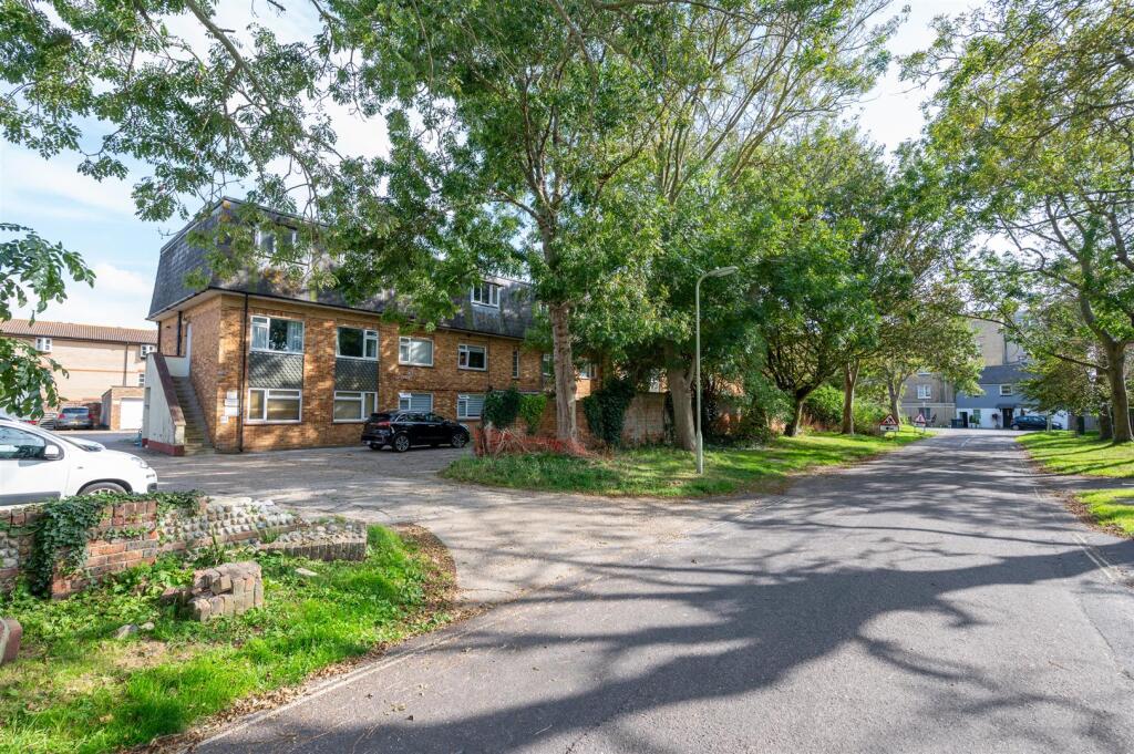 Main image of property: Stamford Avenue, Hayling Island