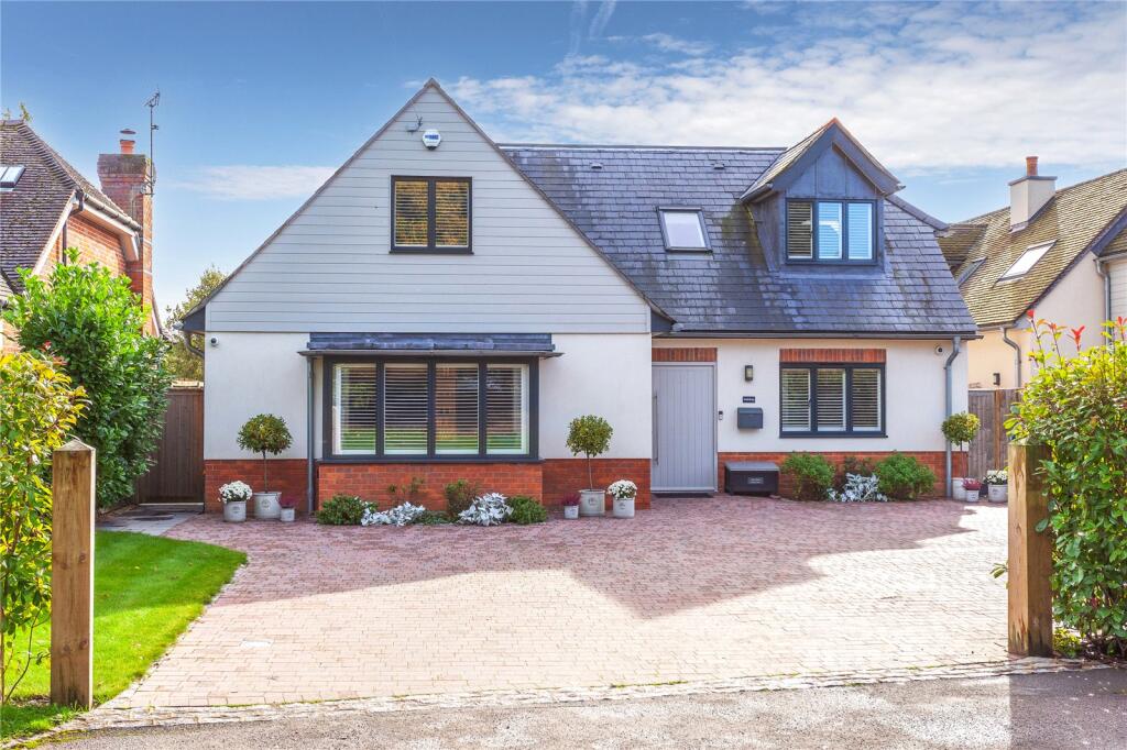 Main image of property: Bovingdon Green, Marlow, Buckinghamshire, SL7