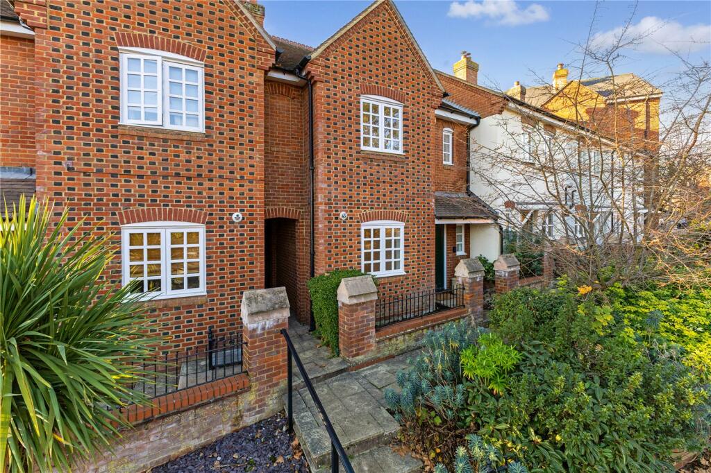 Main image of property: Malthouse Way, Marlow, Buckinghamshire, SL7