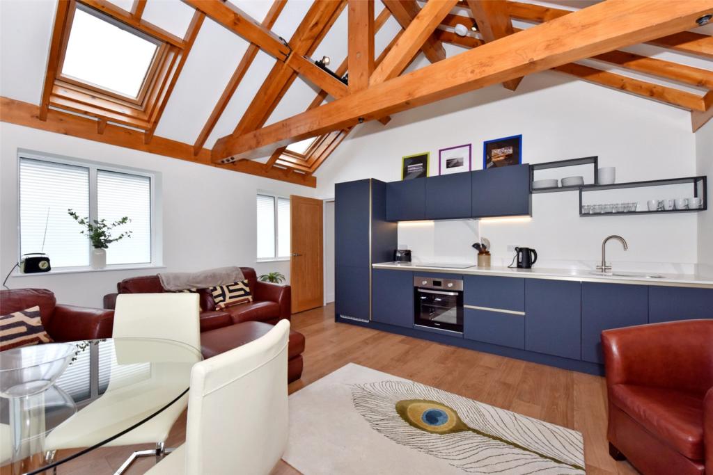 2 bedroom apartment for rent in Beech House, 27 Little Marlow Road