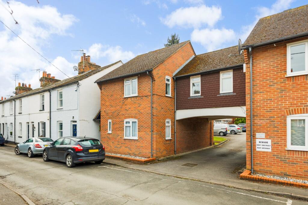 Main image of property: Glade House, Victoria Road, Marlow, Buckinghamshire, SL7