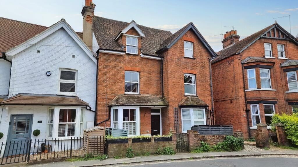 Main image of property: Station Road, Marlow, Buckinghamshire, SL7