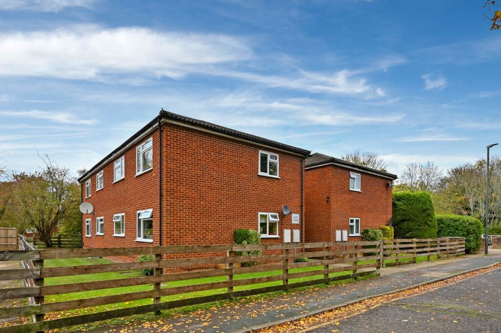 Main image of property: Swift House, Savill Way, Marlow, Buckinghamshire, SL7