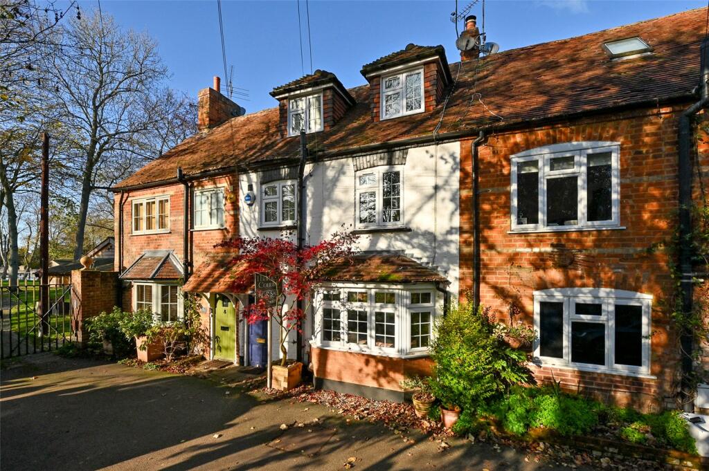 Main image of property: Stable Cottages, Temple Lane, Temple, Marlow, SL7