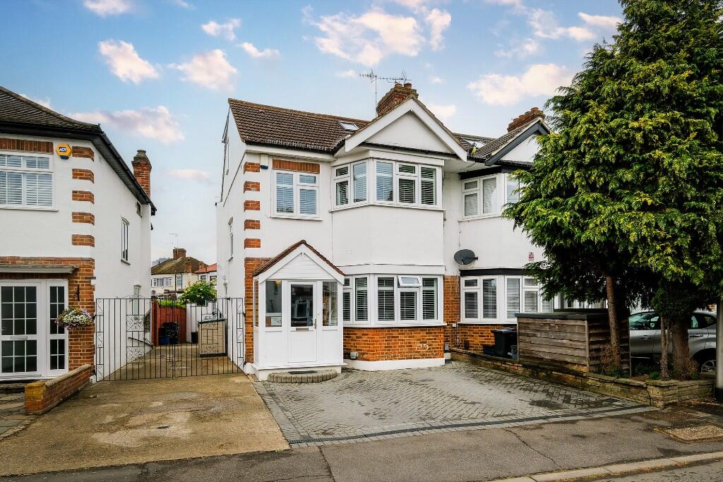 Main image of property: Deynecourt Gardens, Wanstead