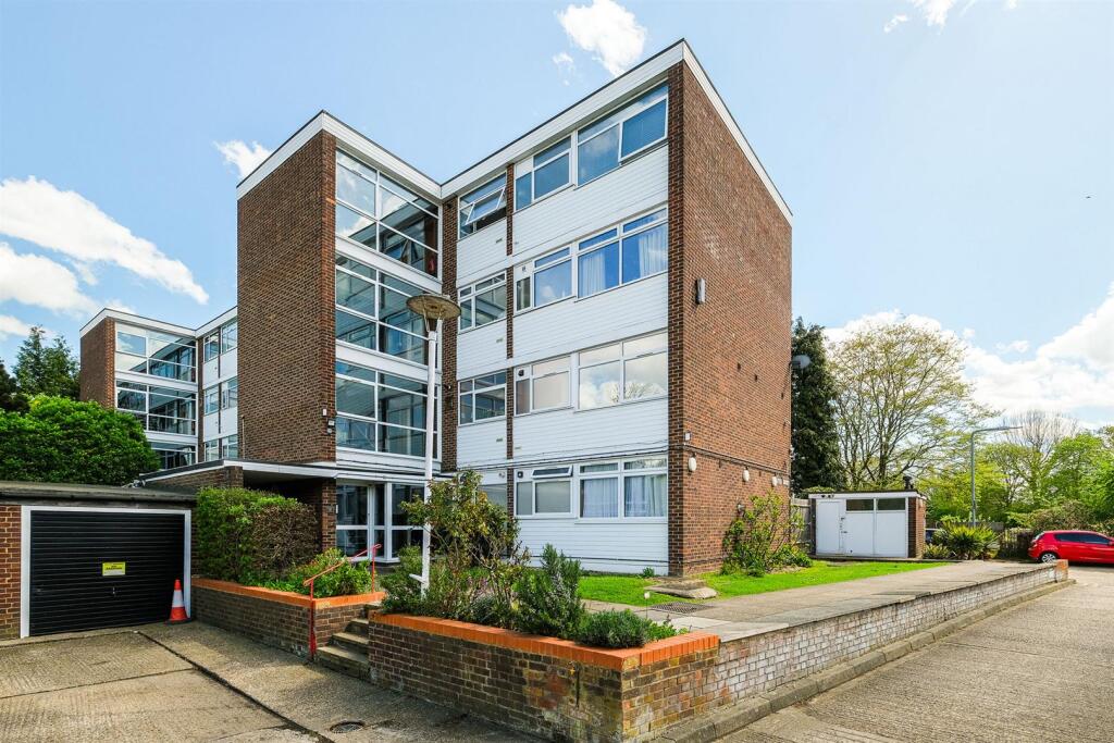 Main image of property: River Court, River Close, Wanstead