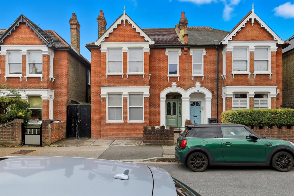 Main image of property: Wanstead Park Avenue, Aldersbrook
