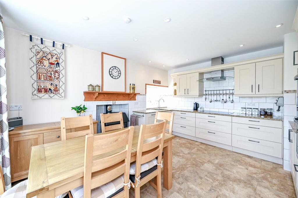 Additional property image - Bridge Of Bennie House and Cottage, Banchory, Aberdeenshire, AB31
