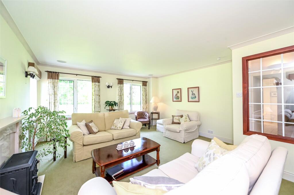 Additional property image - Bridge Of Bennie House and Cottage, Banchory, Aberdeenshire, AB31