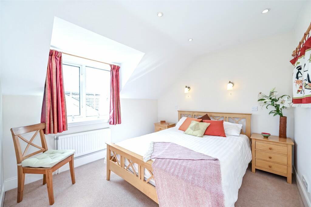 Additional property image - Bridge Of Bennie House and Cottage, Banchory, Aberdeenshire, AB31