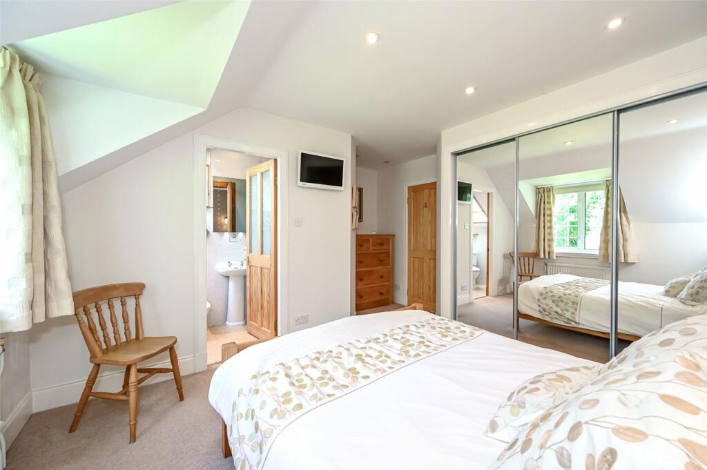 Additional property image - Bridge Of Bennie House and Cottage, Banchory, Aberdeenshire, AB31