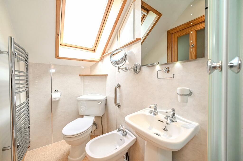 Additional property image - Bridge Of Bennie House and Cottage, Banchory, Aberdeenshire, AB31