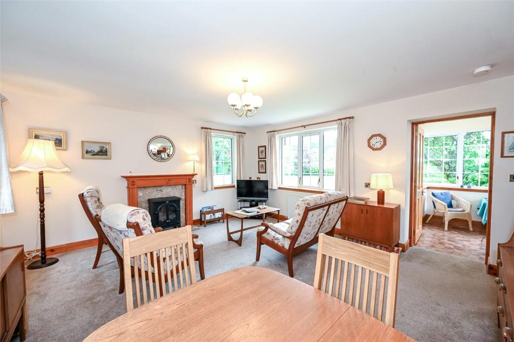 Additional property image - Bridge Of Bennie House and Cottage, Banchory, Aberdeenshire, AB31