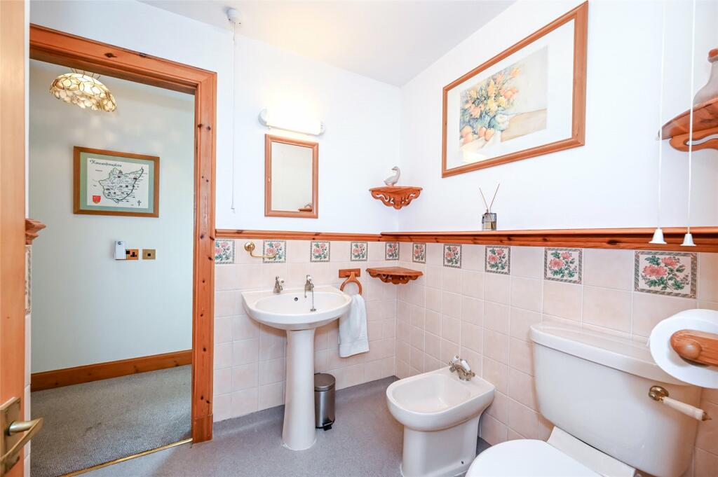 Additional property image - Bridge Of Bennie House and Cottage, Banchory, Aberdeenshire, AB31
