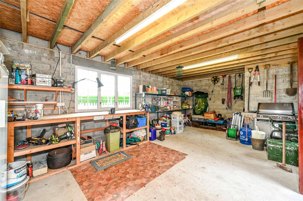 Additional property image - Bridge Of Bennie House and Cottage, Banchory, Aberdeenshire, AB31