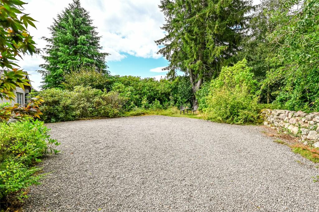Additional property image - Bridge Of Bennie House and Cottage, Banchory, Aberdeenshire, AB31