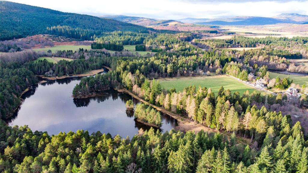 Additional property image - Croiscrag, Birse, Aboyne, Aberdeenshire, AB34