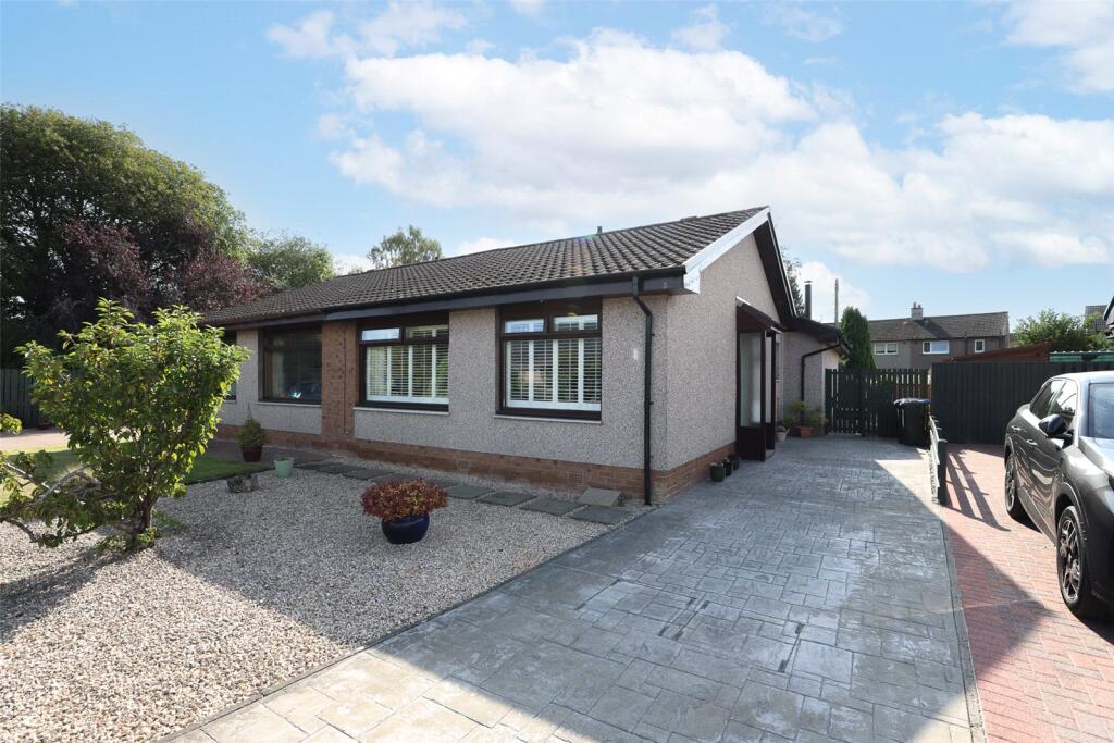 Main image of property: 3 Balmanno Park, Bridge of Earn, Perth, PH2