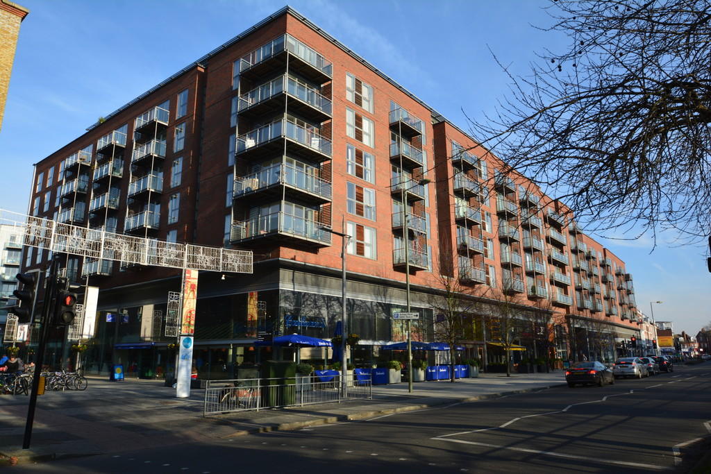 2 bedroom apartment for rent in The Heart, Walton On Thames, KT12