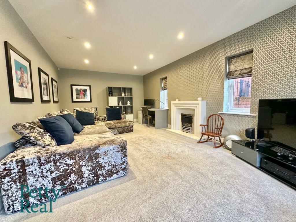 Additional property image - Grenfell Gardens, Colne