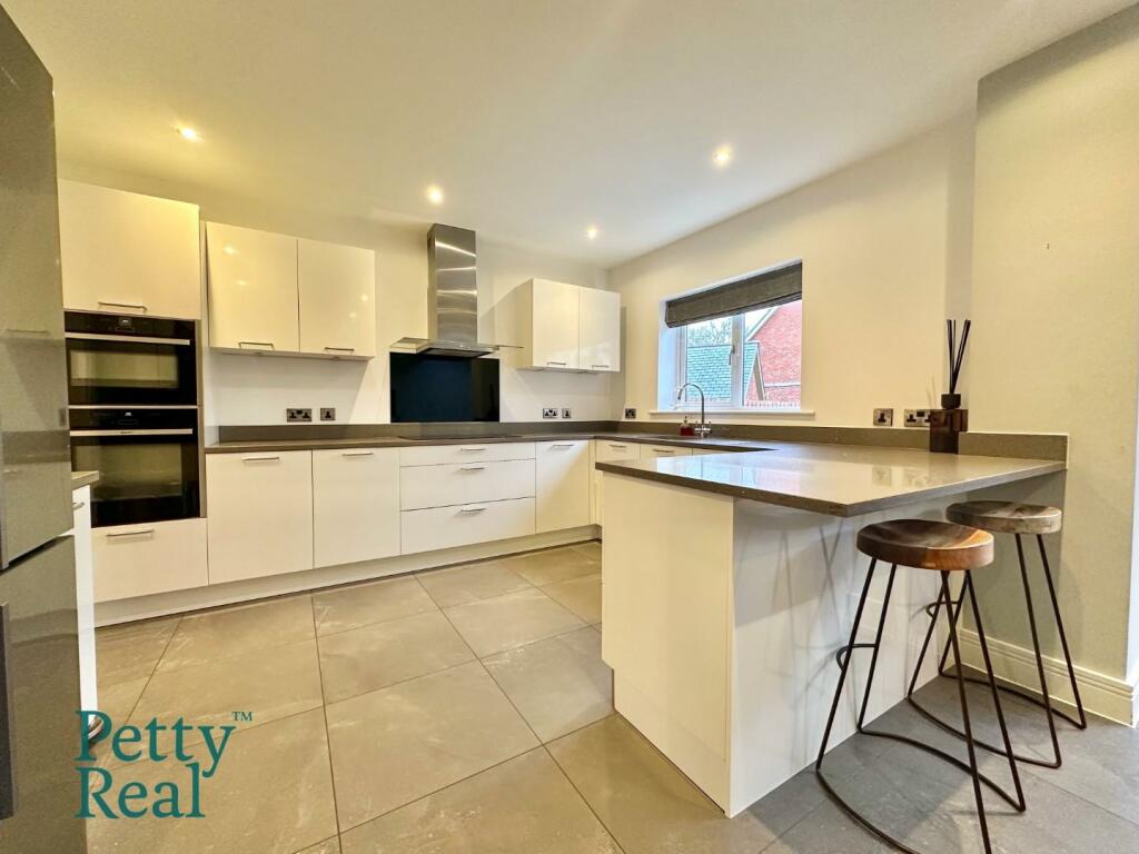 Additional property image - Grenfell Gardens, Colne