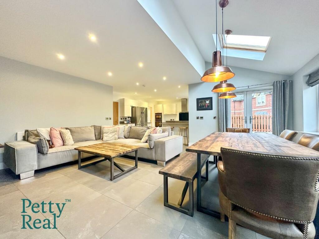 Additional property image - Grenfell Gardens, Colne